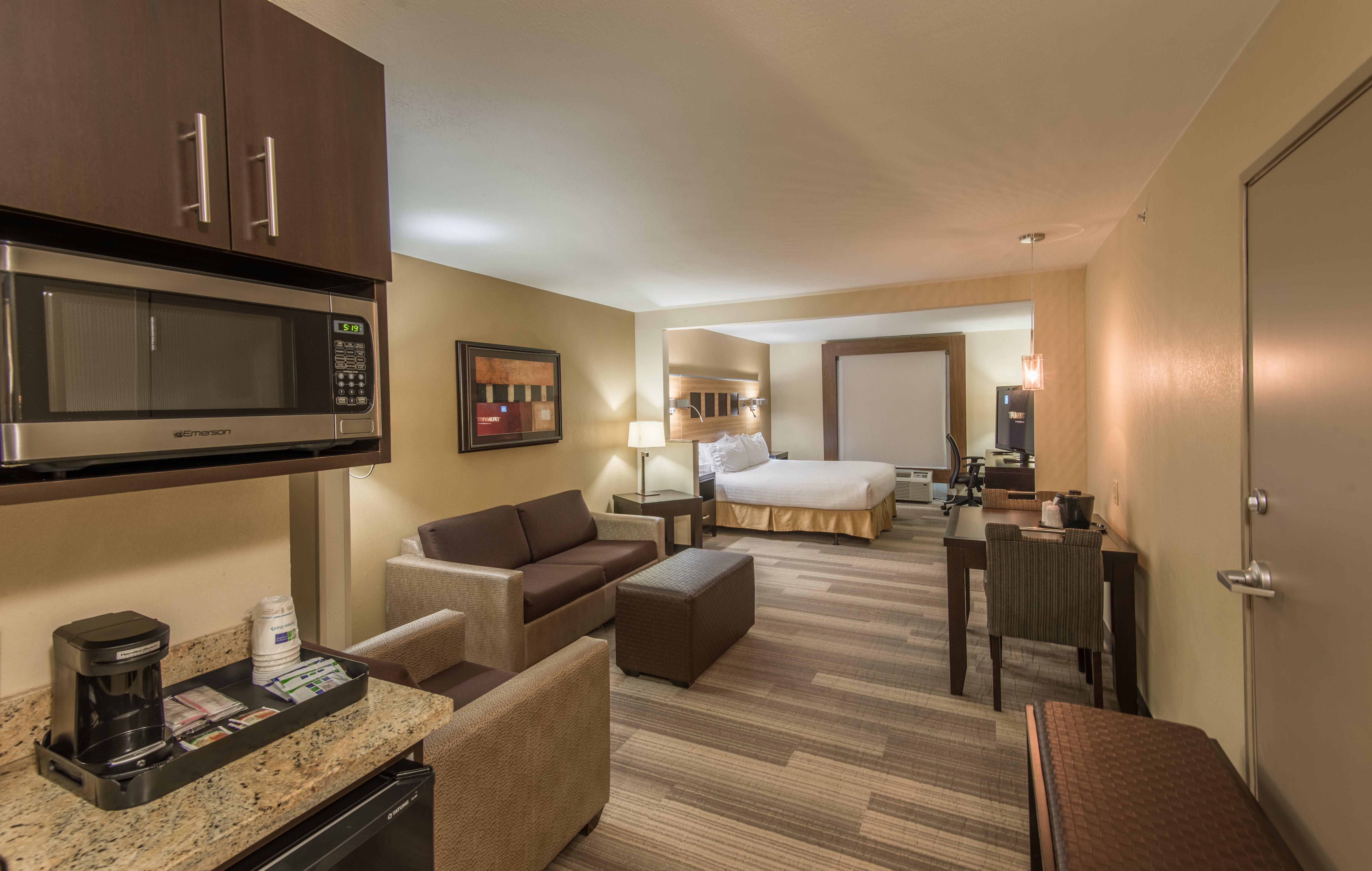 Holiday Inn Express Hotel & Suites Plano West - Frisco By Ihg מראה חיצוני תמונה