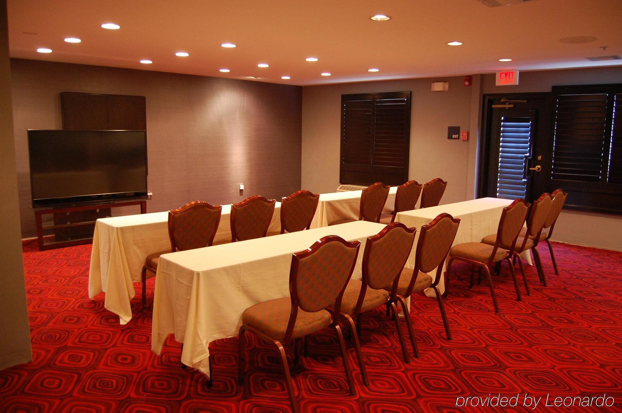 Holiday Inn Express Hotel & Suites Plano West - Frisco By Ihg מתקנים תמונה